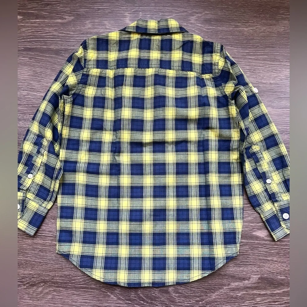 Gap kids boys Plaid button down shirt & tee bundle size XS (4/5)